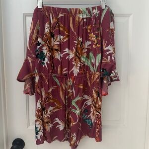 Floral, Off-the-shoulder Romper (Express Size M)